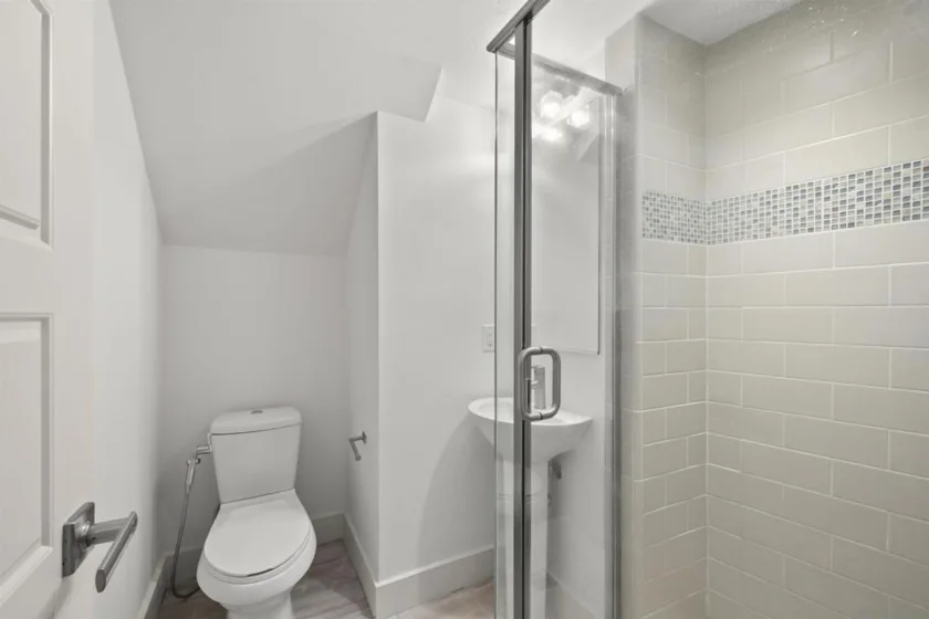 7853 Inception Way photo 13