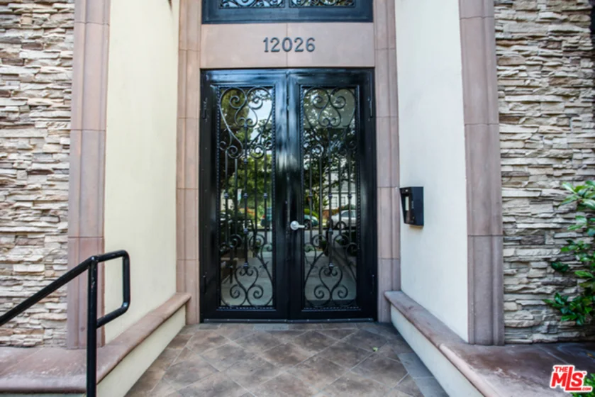 12026 Hoffman Street #401 photo 1