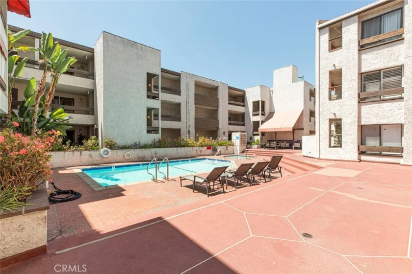 1325 Valley View Road #301 photo 39