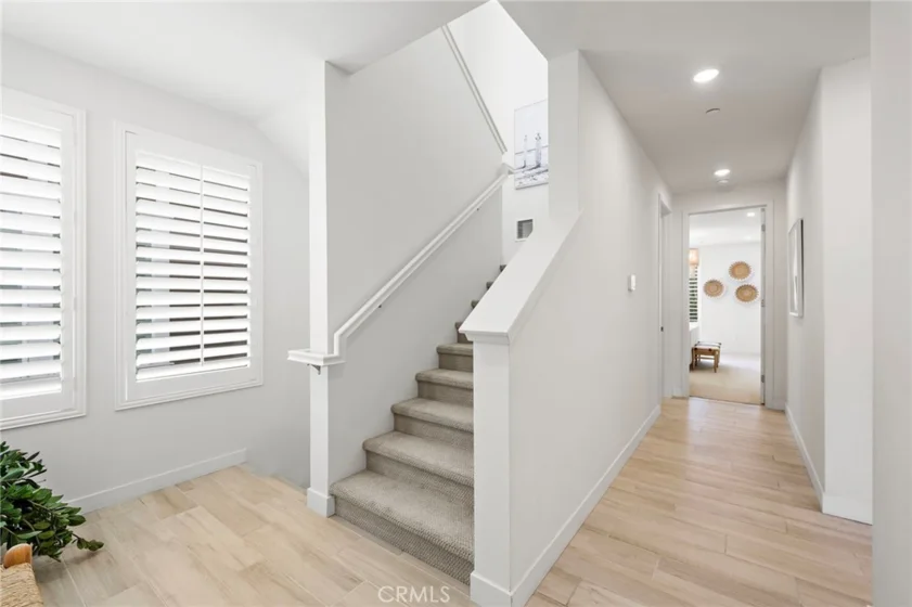 2046 Doheny Way photo 6