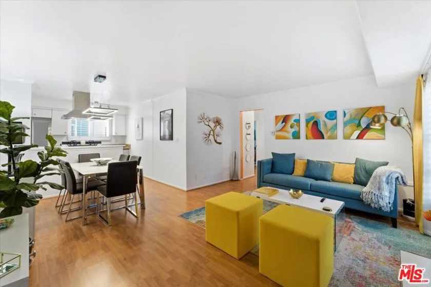 22030 Calvert Street #6 photo 1