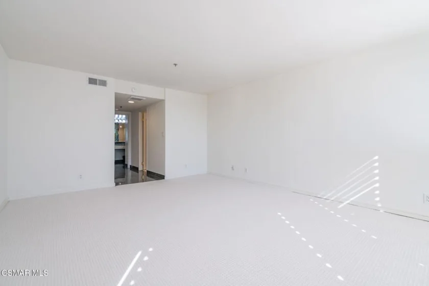 10660 Wilshire Boulevard #410 photo 44