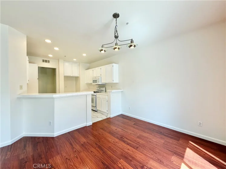 26092 Mayfield Union Way #B photo 46