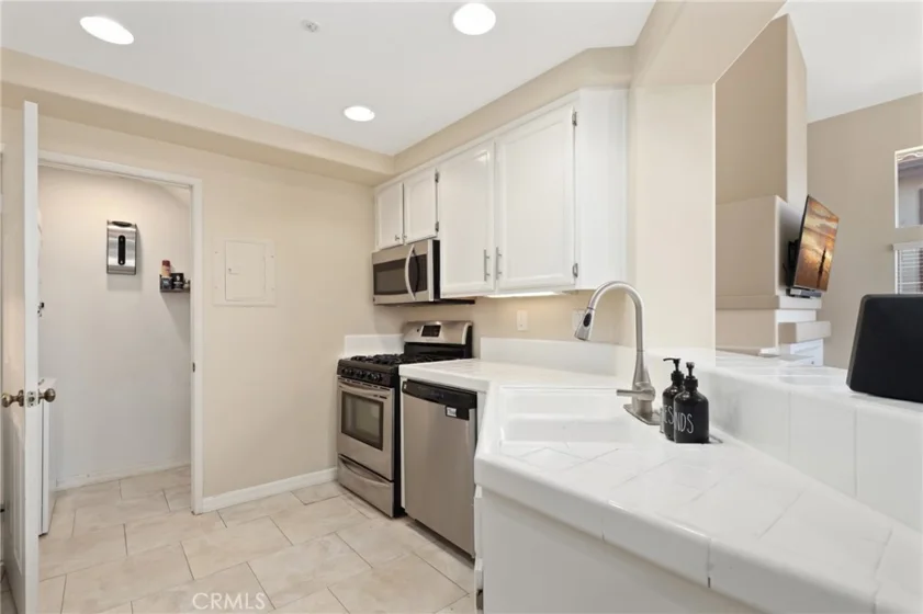 73 Camino Del Oro photo 16