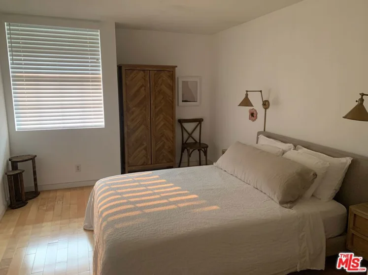 740 N Kings Road #314 photo 19