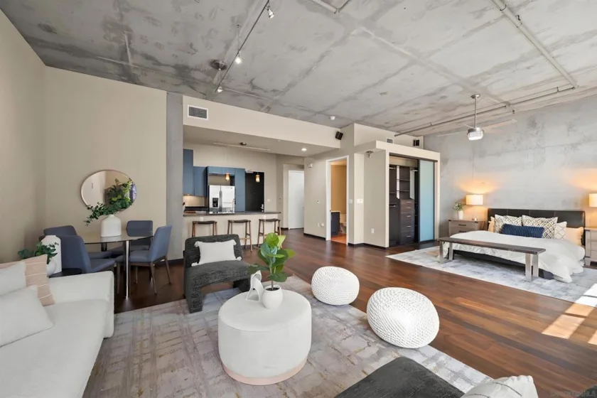 527 10th Avenue #302 photo 24