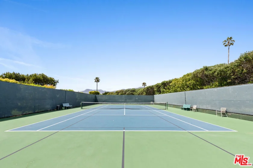6795 Las Olas Way photo 25