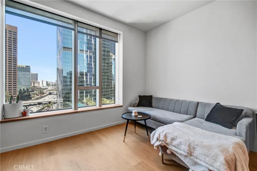 889 Francisco Street #1710 photo 10