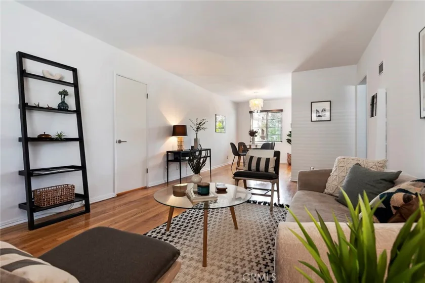 4501 Finley Avenue #4 photo 1