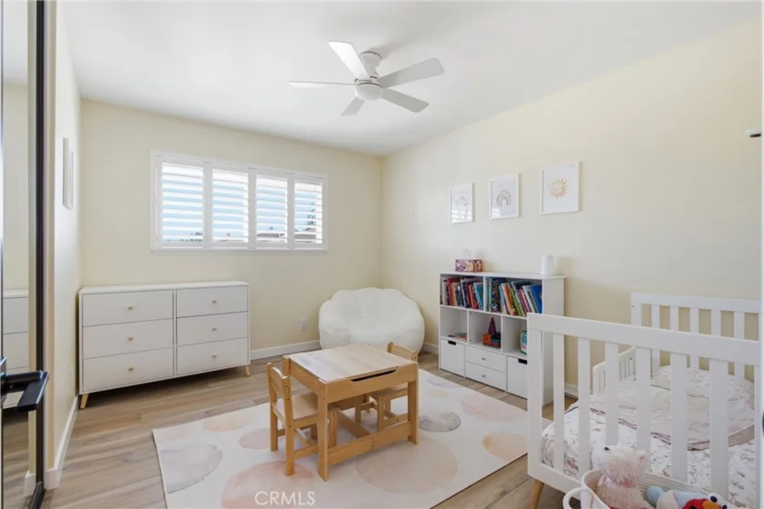 5583 Tiffany Avenue photo 15