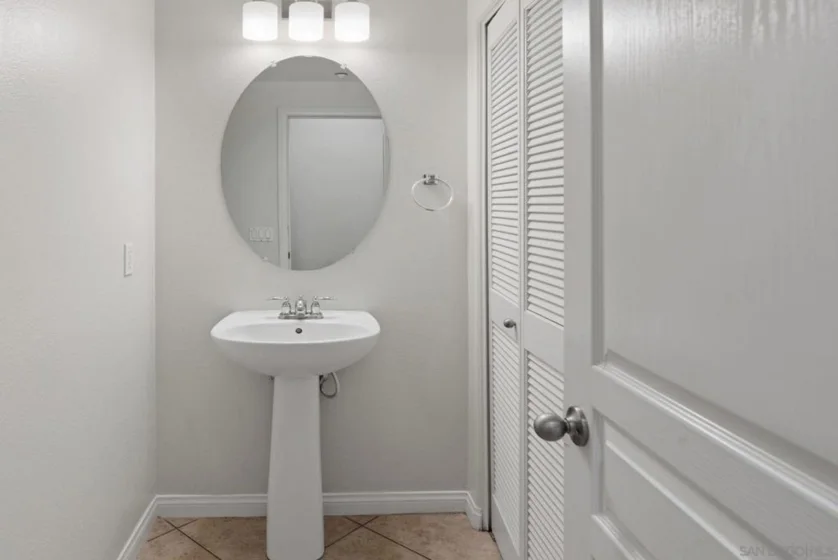 750 Harbor Cliff Way #105 photo 15