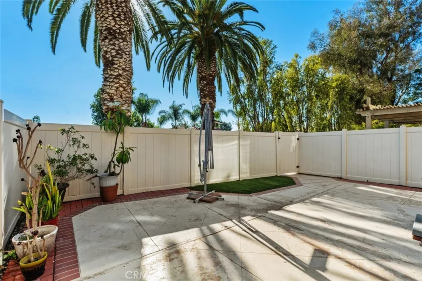 21121 Calle De Paseo photo 30