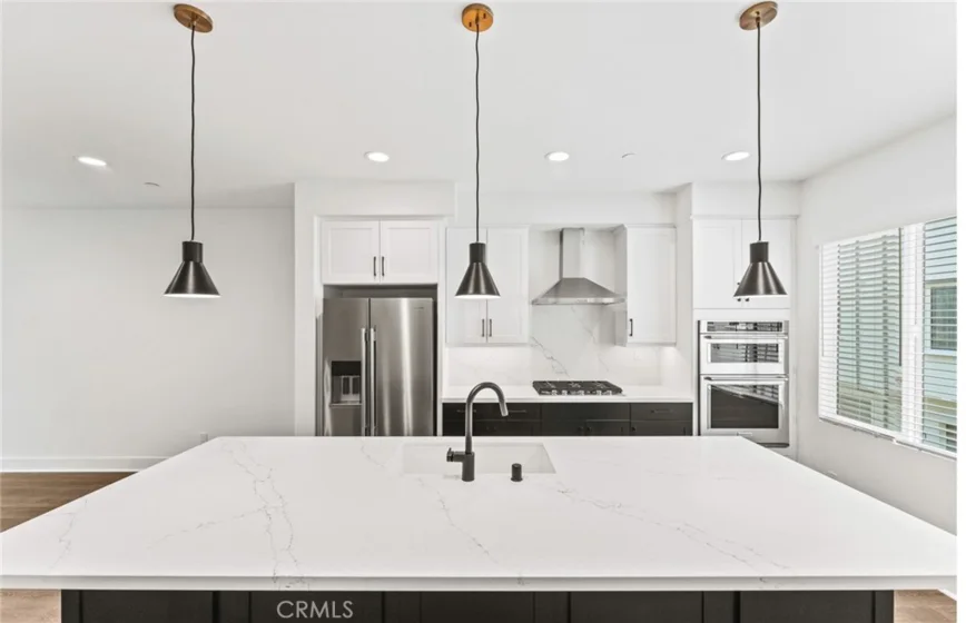 102 Sorrel Court photo 4