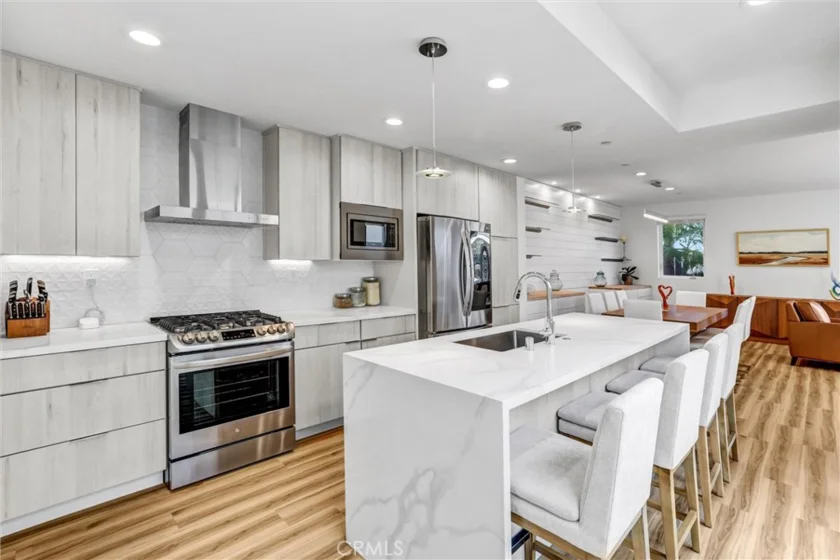 1166 Holly Avenue #14 photo 11