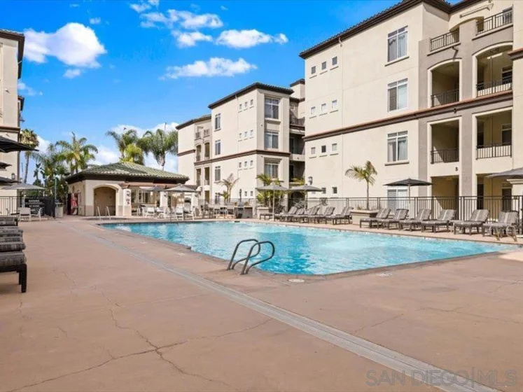 9237 Regents Road ##K101 photo 17