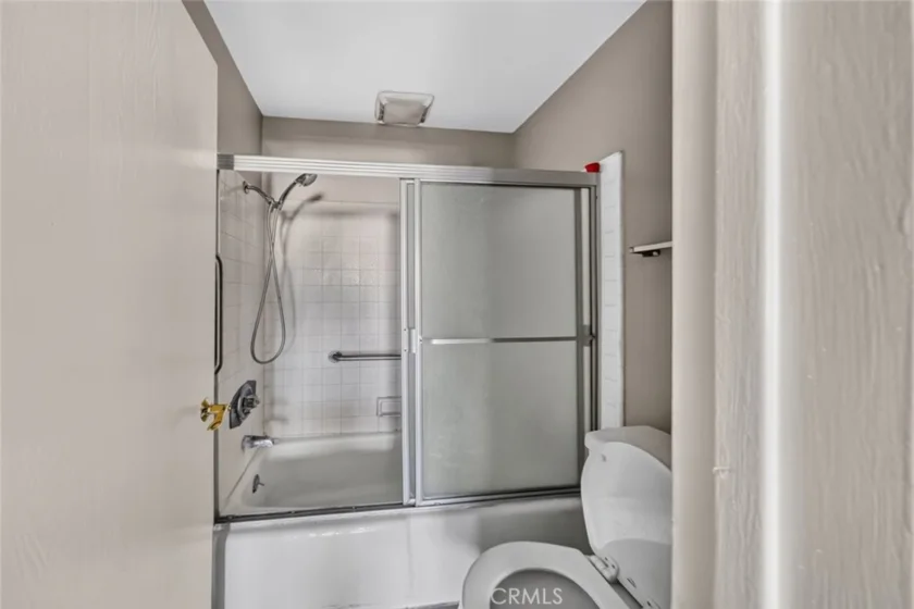 333 Burchett Street #206 photo 31