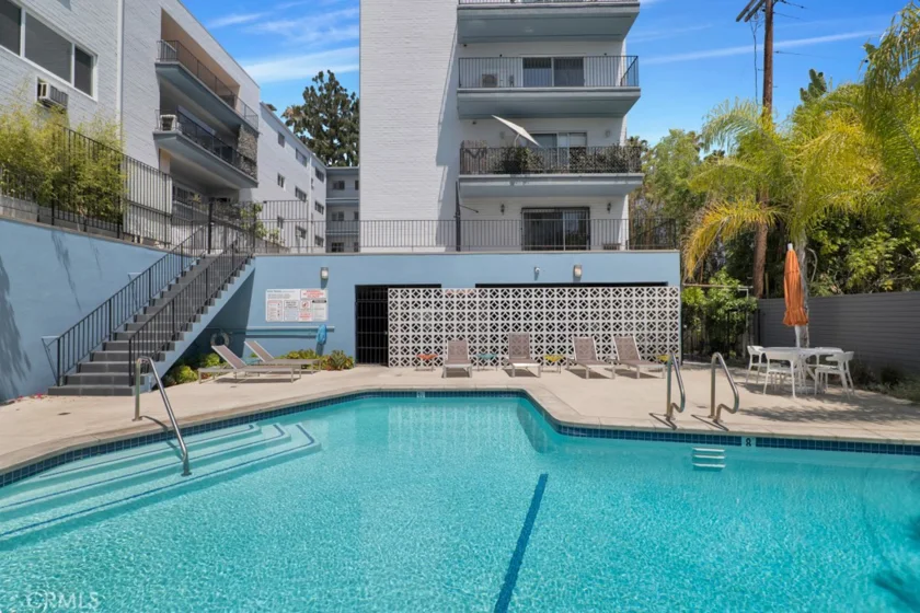 7560 Hollywood Boulevard #110 photo 36