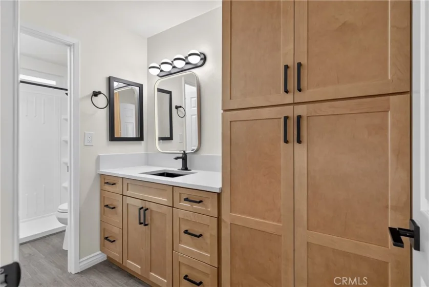648 Coronado photo 25
