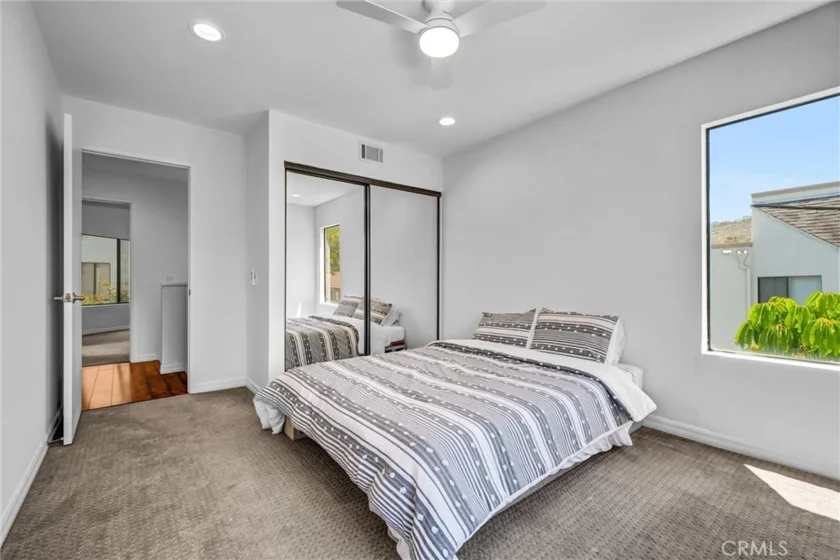 5733 E Stillwater Avenue #2 photo 25