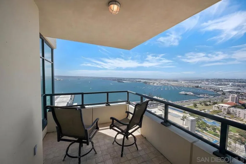 1205 Pacific Hwy #3101 photo 12