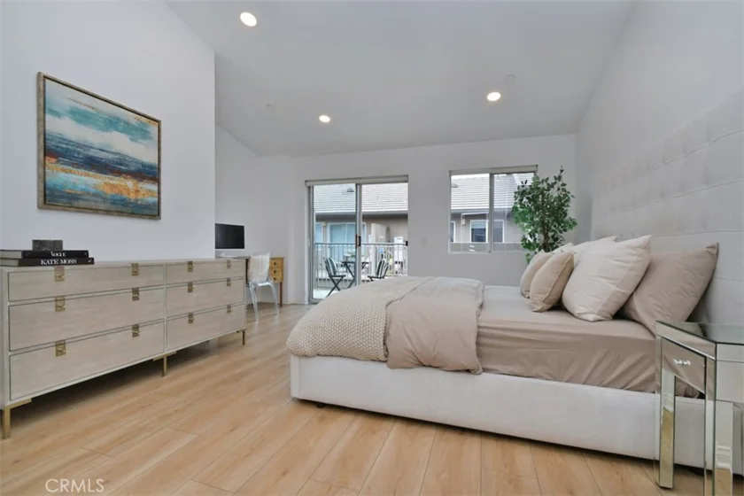 10918 Morrison Street #3 photo 18
