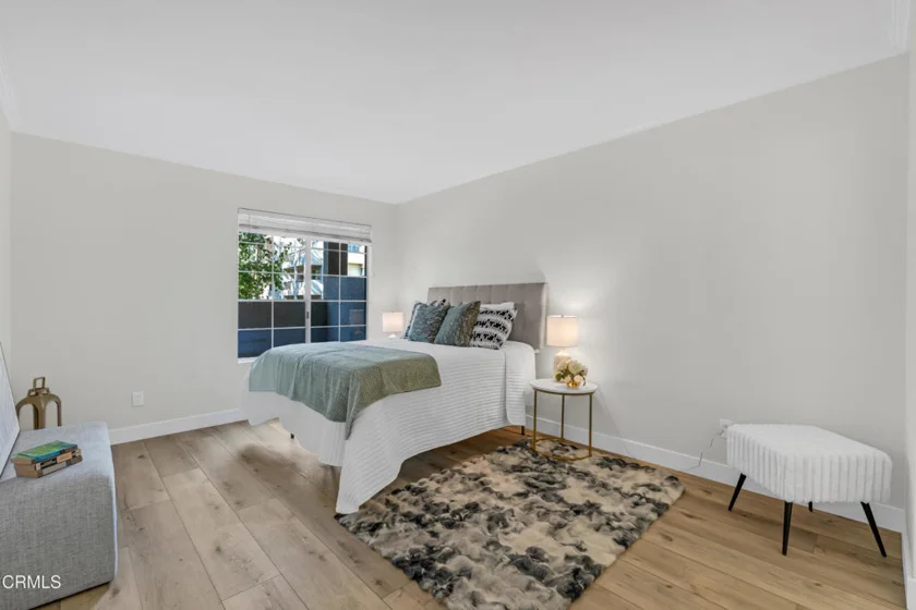 5500 Owensmouth Avenue #104 photo 11