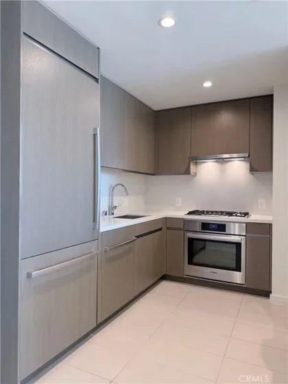 889 Francisco Street #2901 photo 33