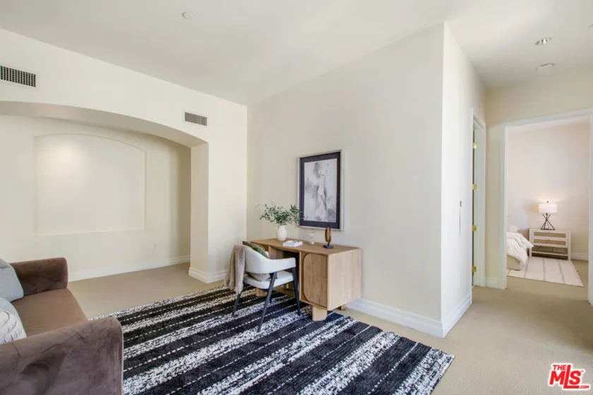 11847 Gorham Avenue #403 photo 34