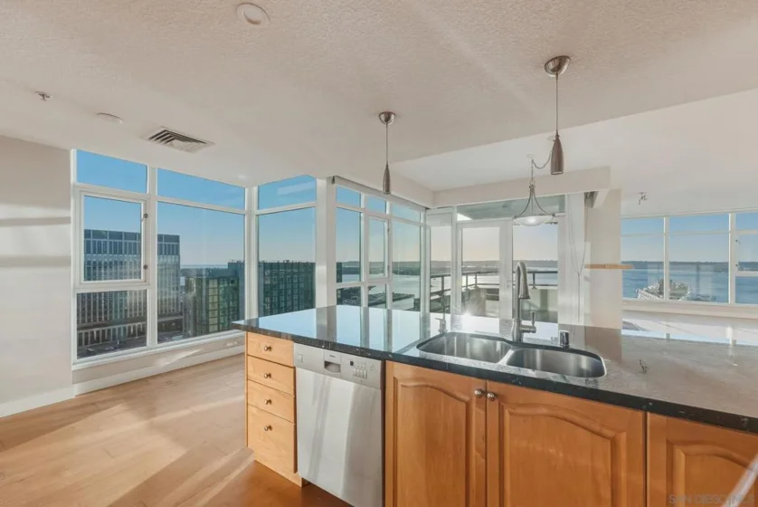 1199 Pacific Hwy #2206 photo 8