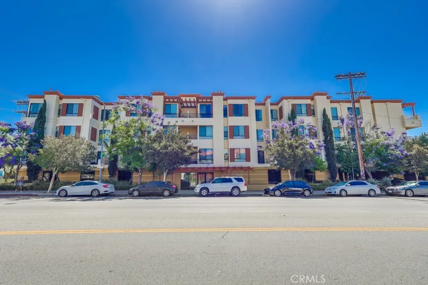 6938 Laurel Canyon Boulevard #101 photo 1