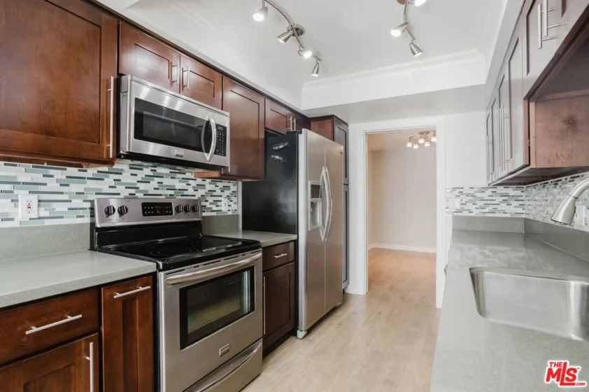 750 S Spaulding Avenue #214 photo 15