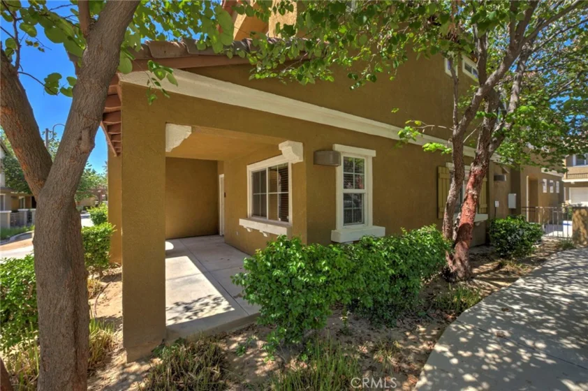 25860 Iris Avenue #B photo 3
