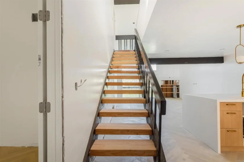 2510 Navarra Drive #524 photo 7