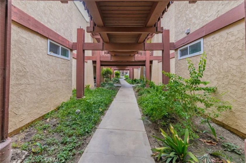 1000 W Macarthur Boulevard #94 photo 15