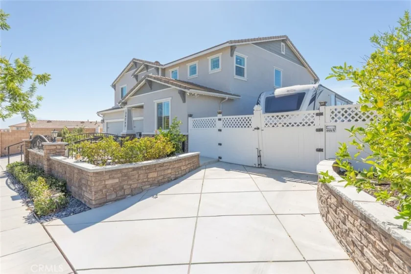 34242 Faircrest Street photo 8