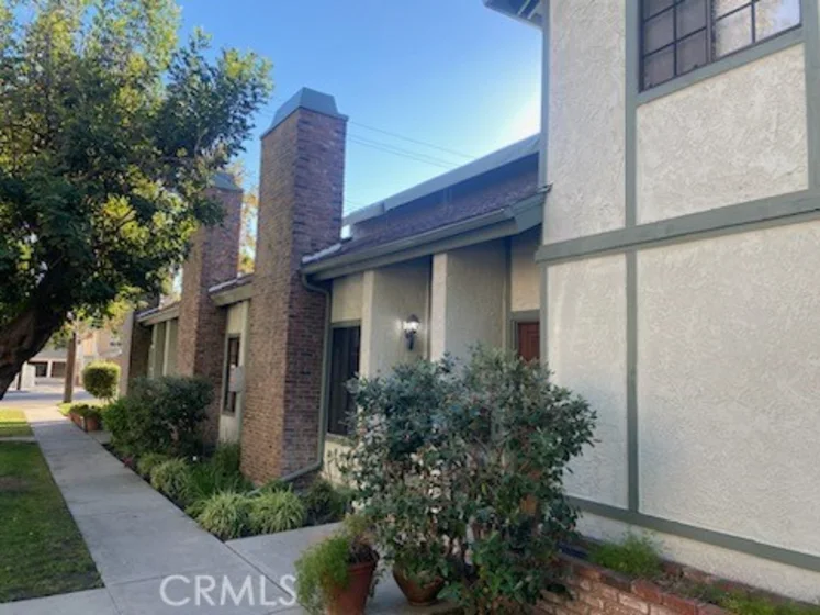 12941 Moorpark Street #3 photo 1
