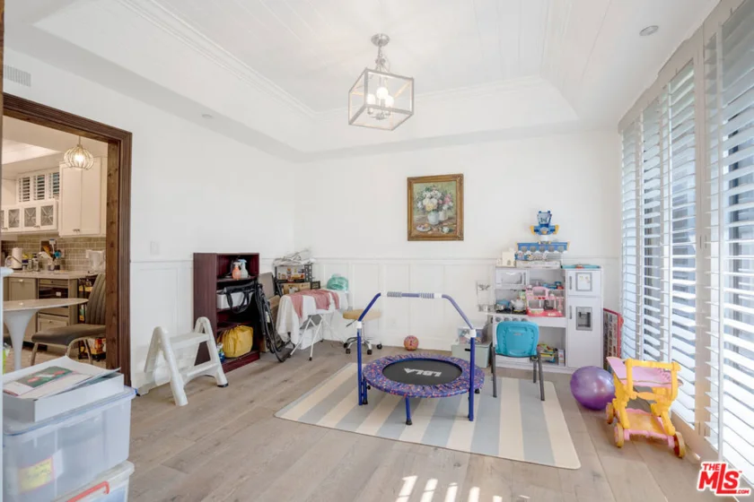 125 N Gale Drive #205 photo 15