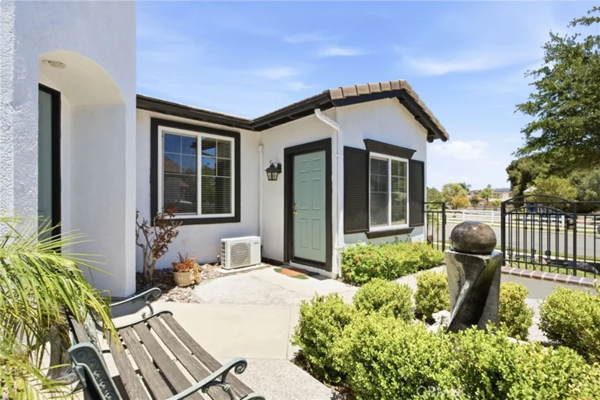 37709 Oxford Drive photo 6