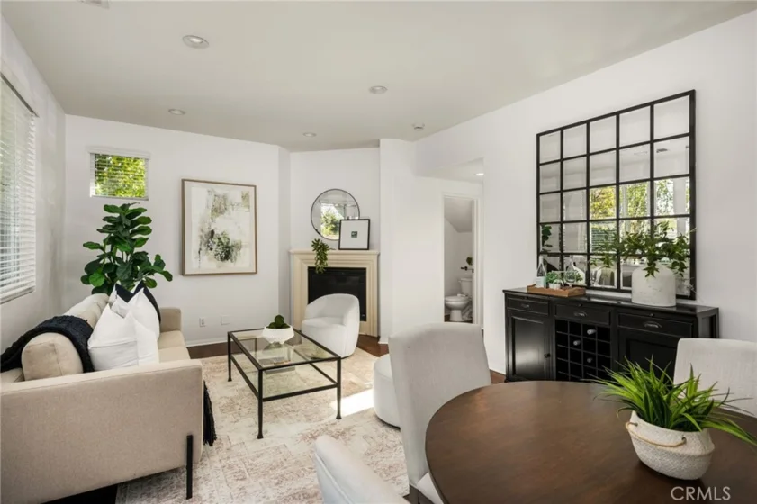 140 W Cork Tree photo 14
