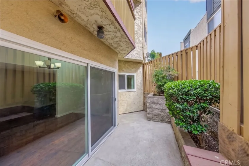 1026 S Marengo Avenue #2 photo 35