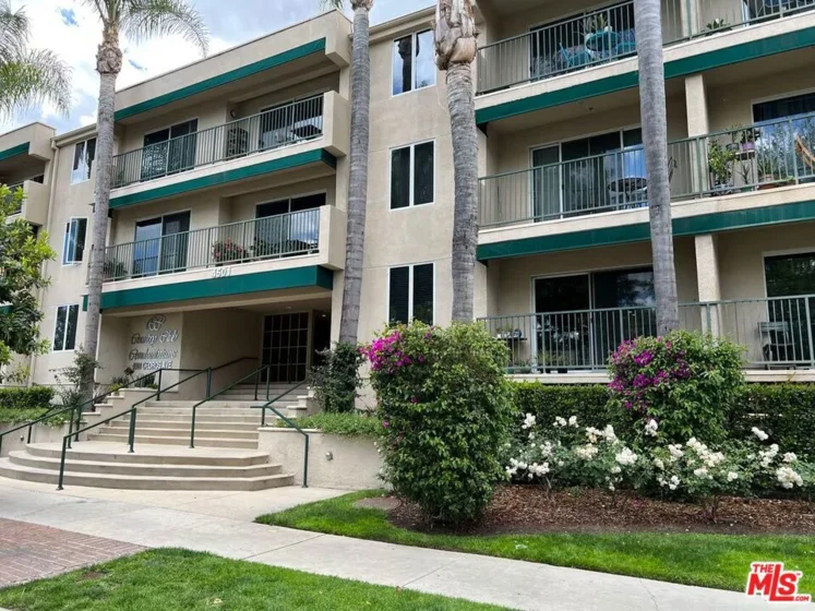 4501 Cedros Avenue #206 photo 20