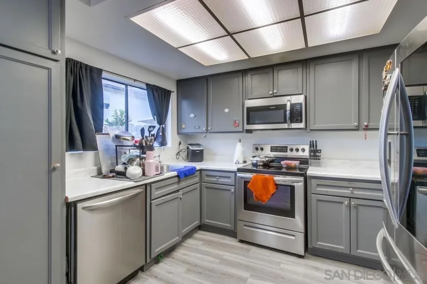 3433 Los Mochis Way photo 18