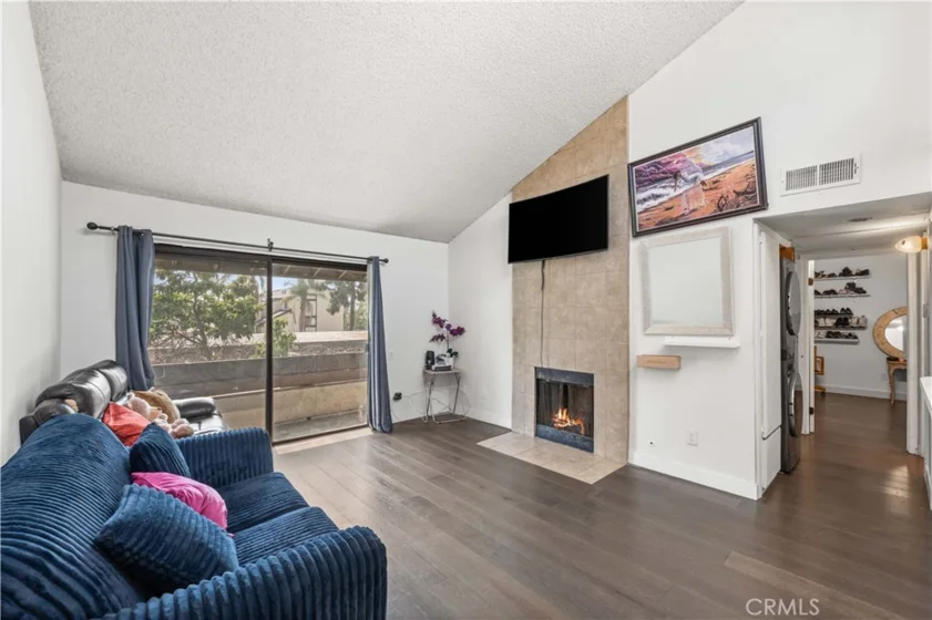 9600 Van Nuys #220 photo 4