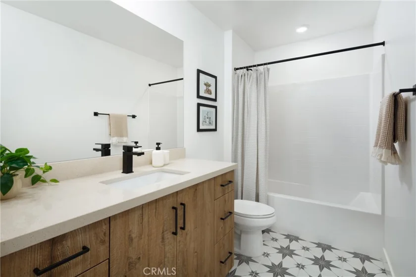 1691 Constellation Drive photo 7