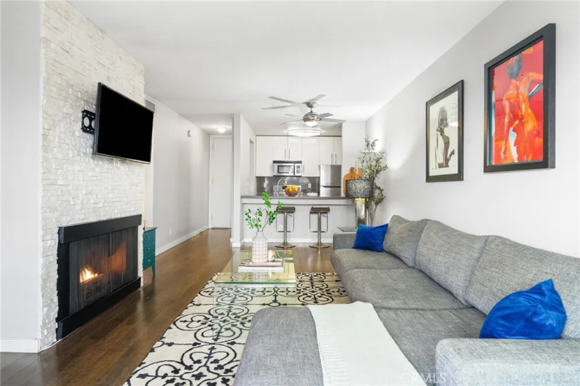 141 S Clark Drive #326 photo 3