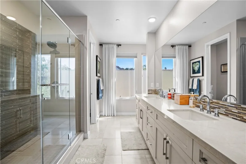 2765 Doheny photo 15