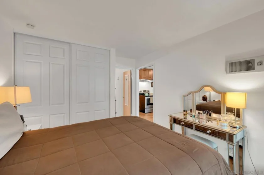 3776 Alabama #206 photo 12