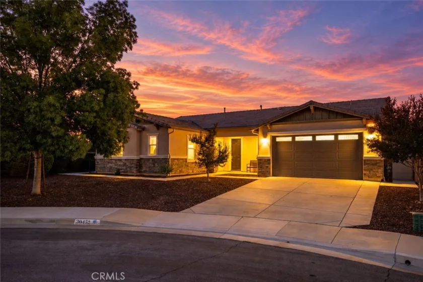 30452 Full Moon Court photo 1