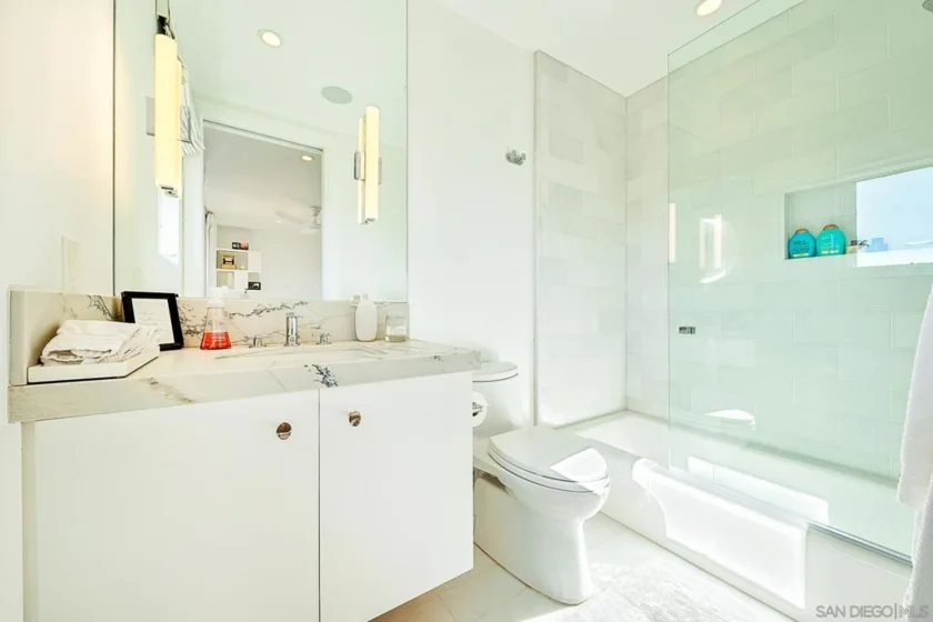 231 Bonair Street photo 44