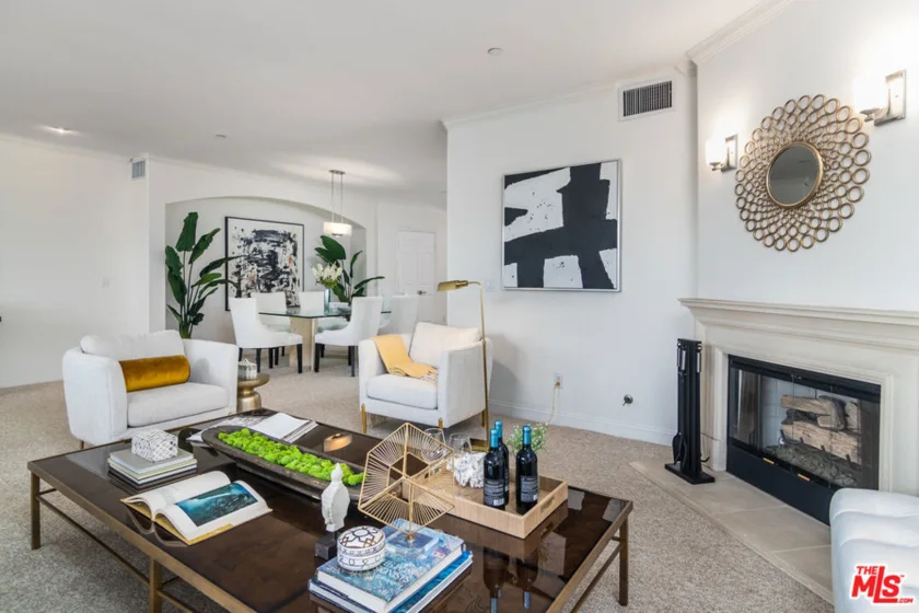 1820 Benecia Avenue #302 photo 1
